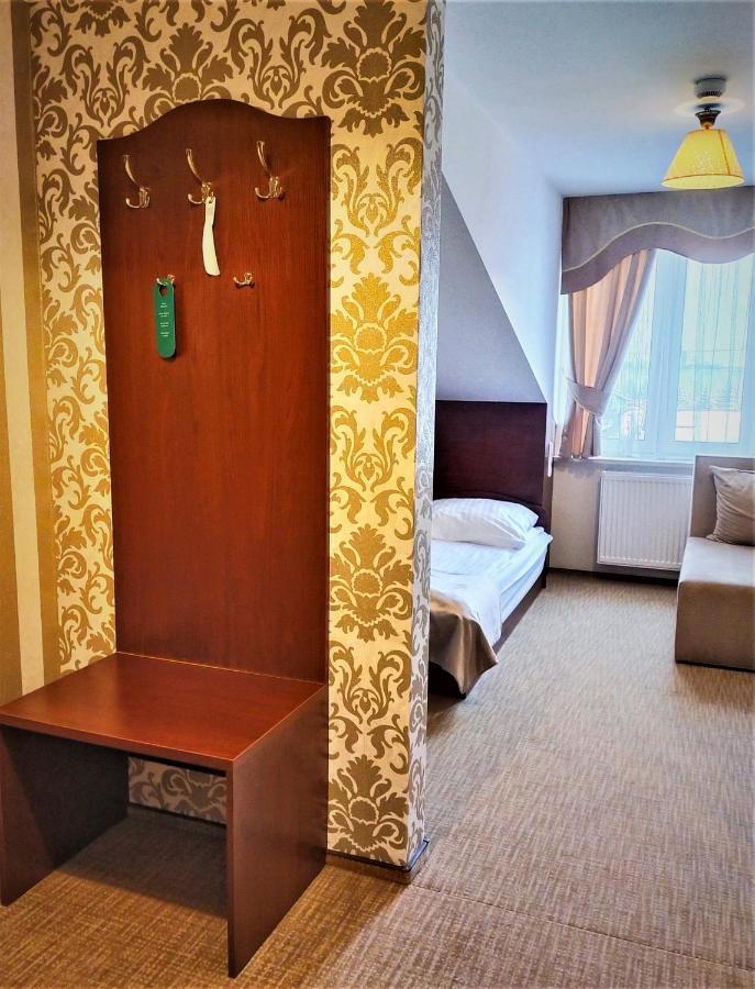 Dworek Nad Stawem & Laznia Piwna Ostrów Mazowiecka Exteriér fotografie