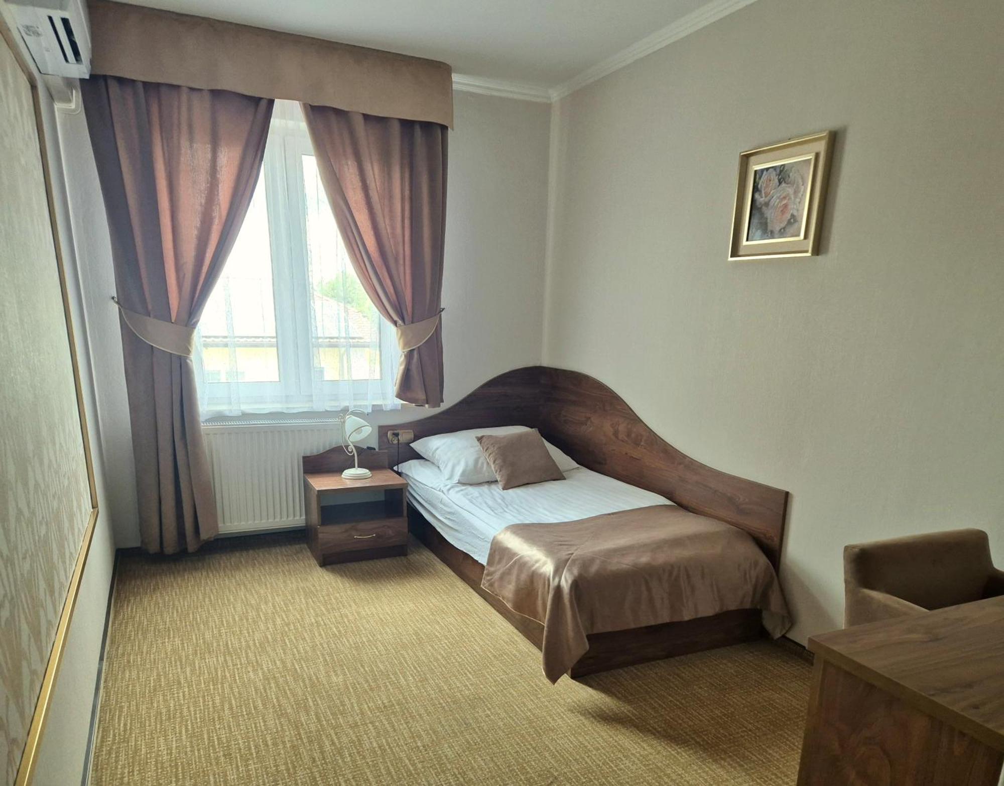 Dworek Nad Stawem & Laznia Piwna Ostrów Mazowiecka Exteriér fotografie
